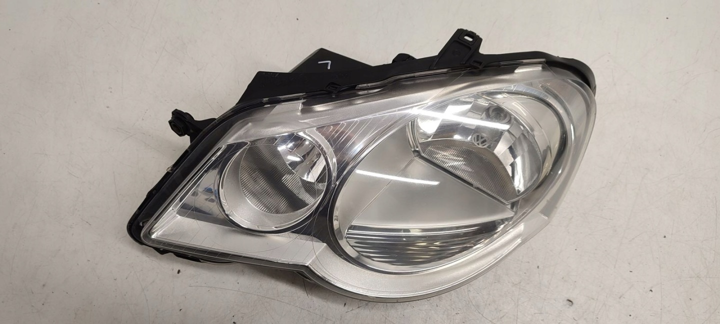 light front front left VW Polo 9N LIFT