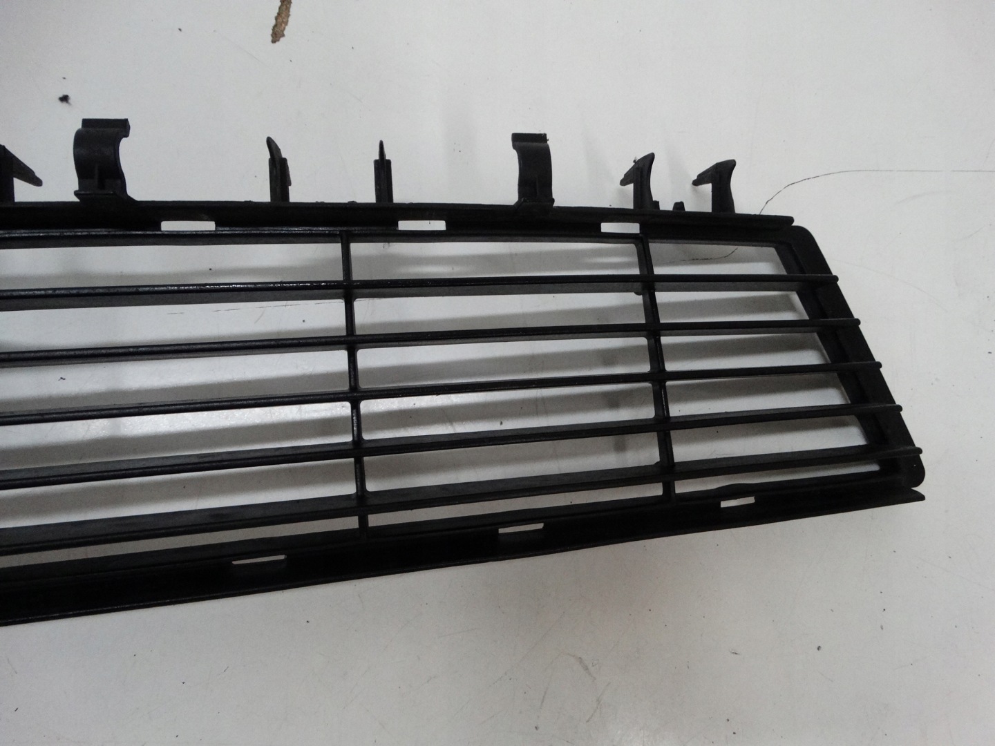 Lüftungsgitter der Stoßstange mitte OPEL VECTRA C 09186126