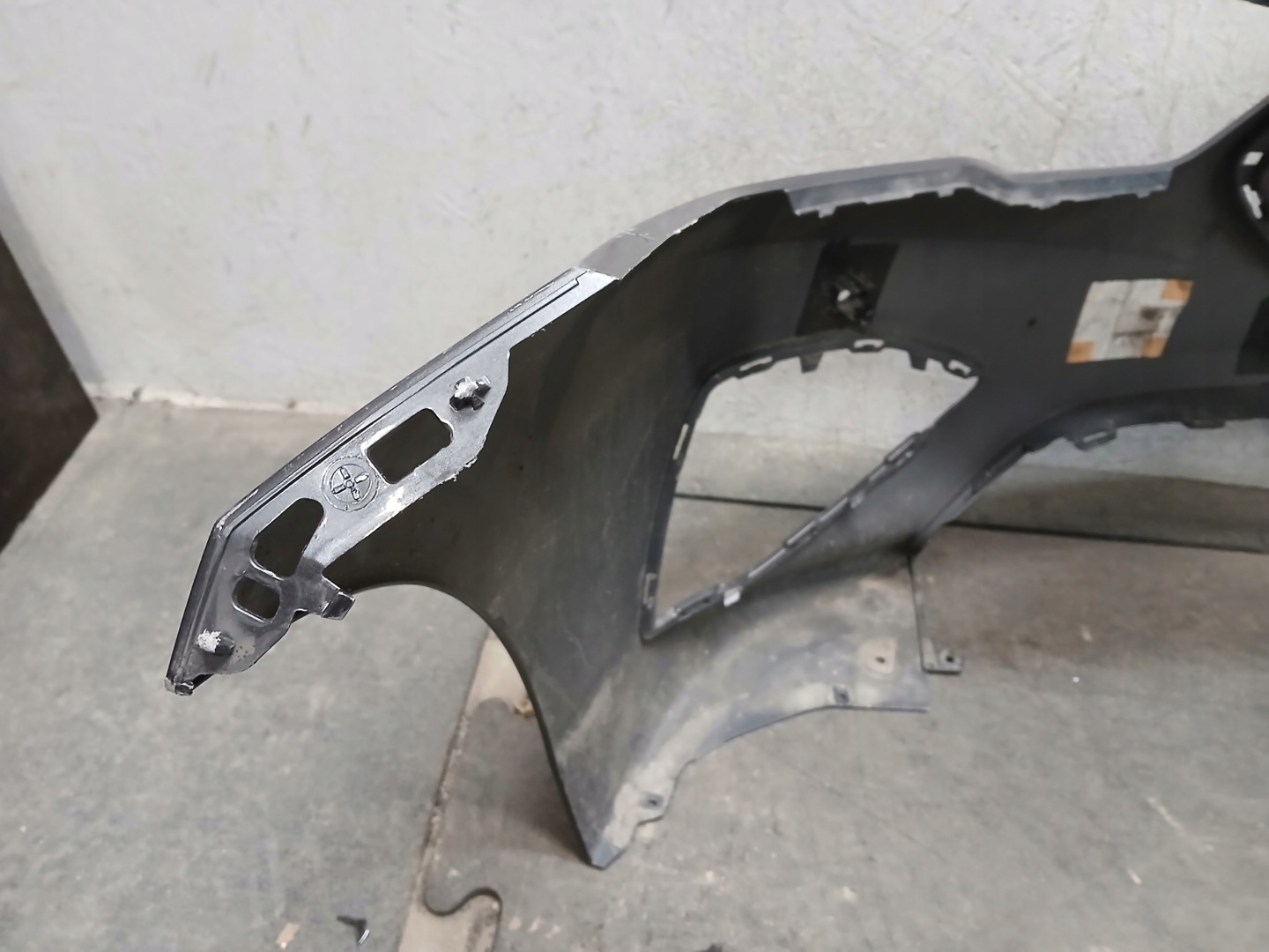 Stoßstange vorne BMW II 2 F44