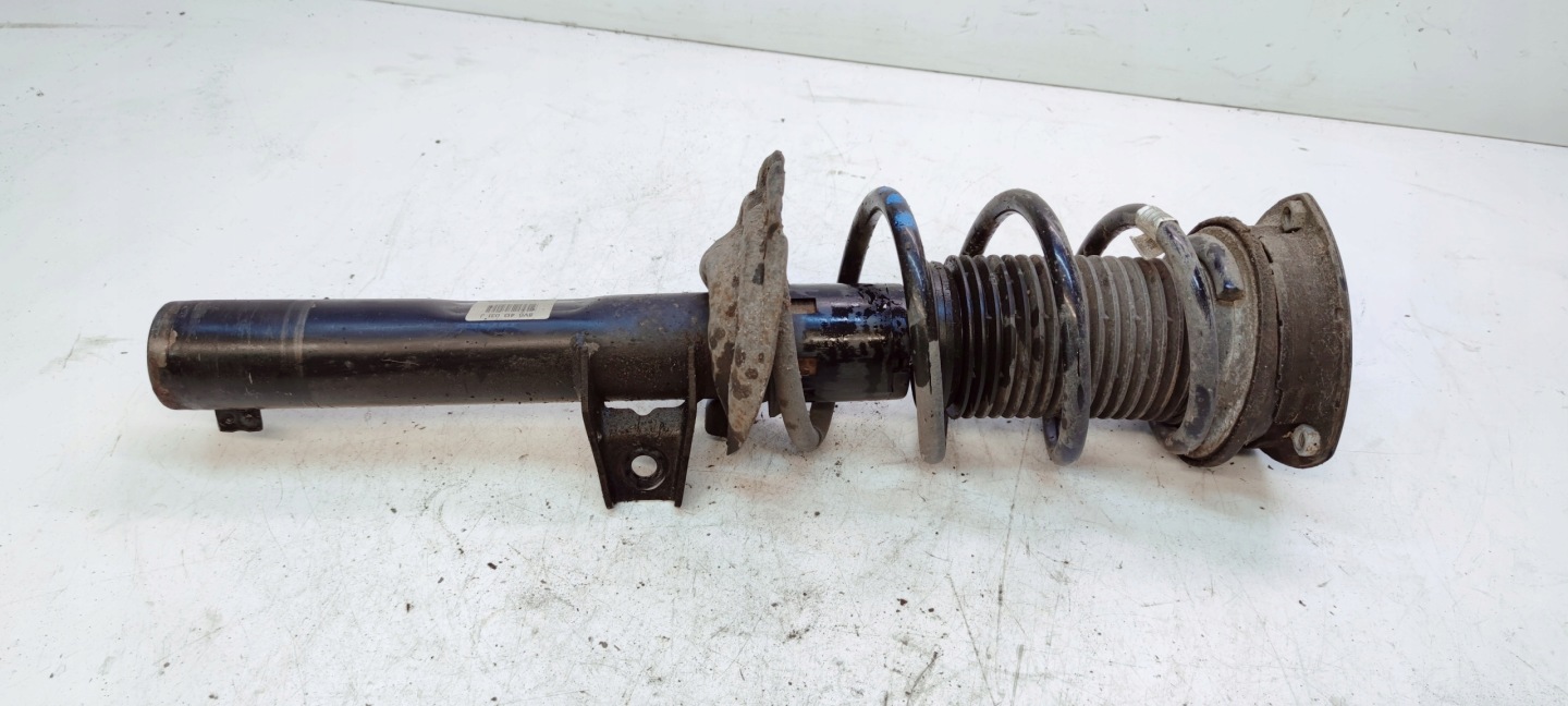 STOSSDÄMPFER LINKS ODER RECHTS VORNE AUDI A3 8V VW SEAT SKODA 8V0413031J