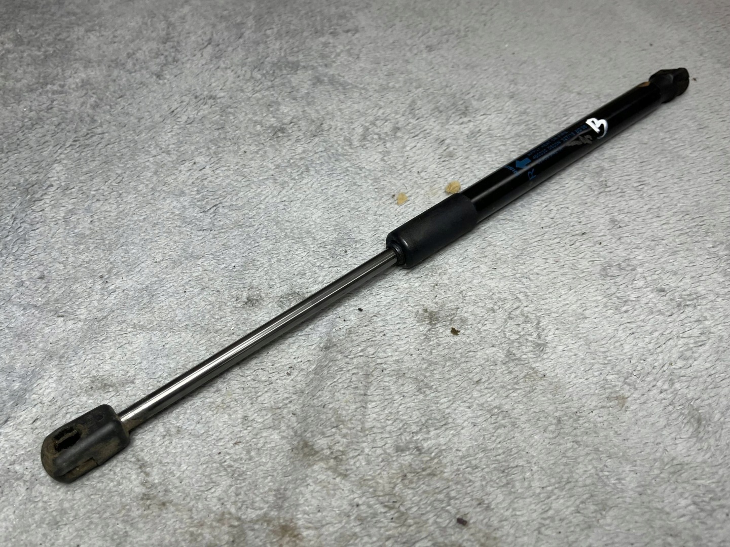 damper bonnet boot Nissan Leaf and 904503NL1A ORG