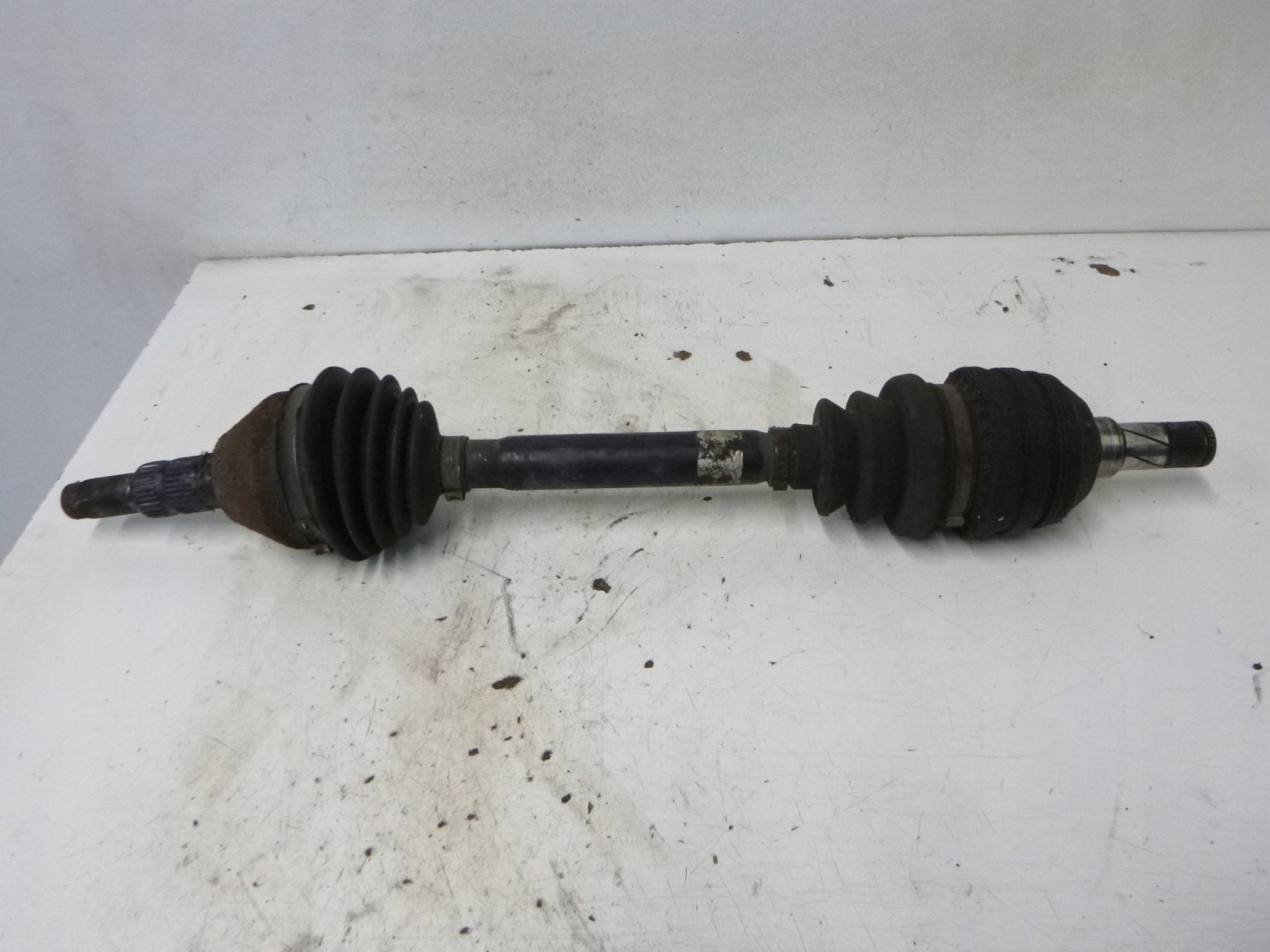 semi-axis left Opel Vectra C Signum 2.2 04r.