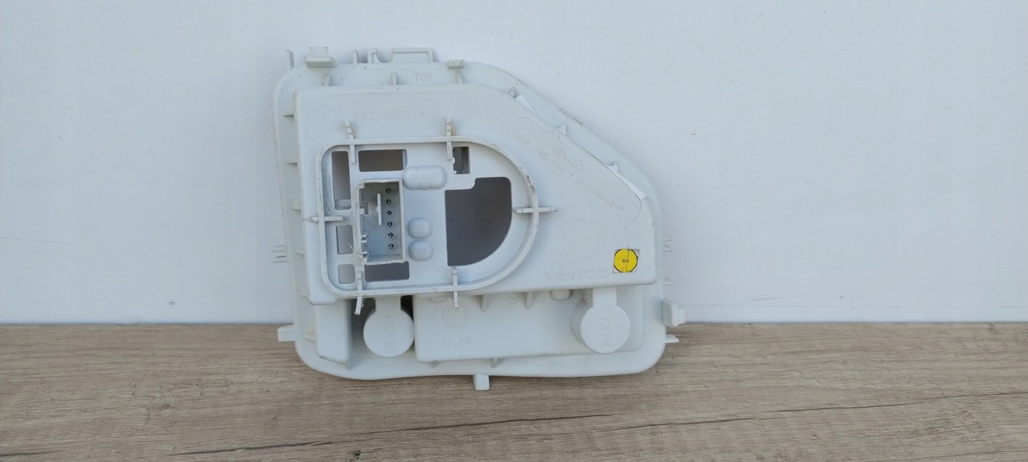 VW T-CROSS light housing left rear part 2GP945257
