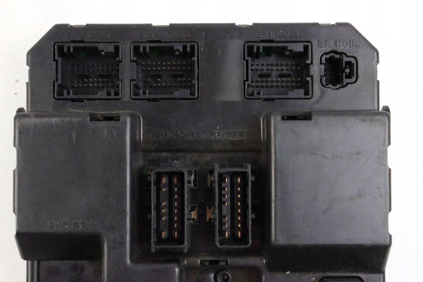 CITROEN PEUGEOT module compartment BSI 9651197580A 9651196880A