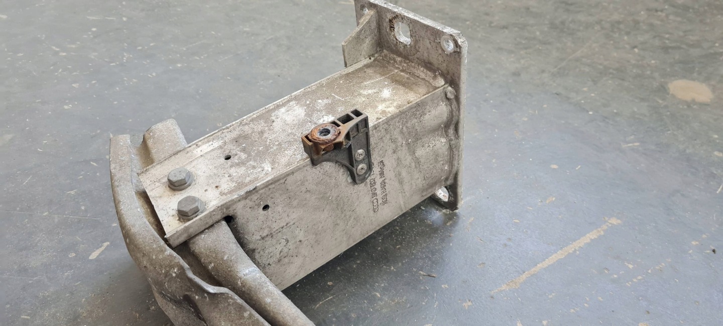 A5 8T S5 LIFT bumper support front STREFY KOMPLET 8K0807113F A4 B8 S4 LIFT