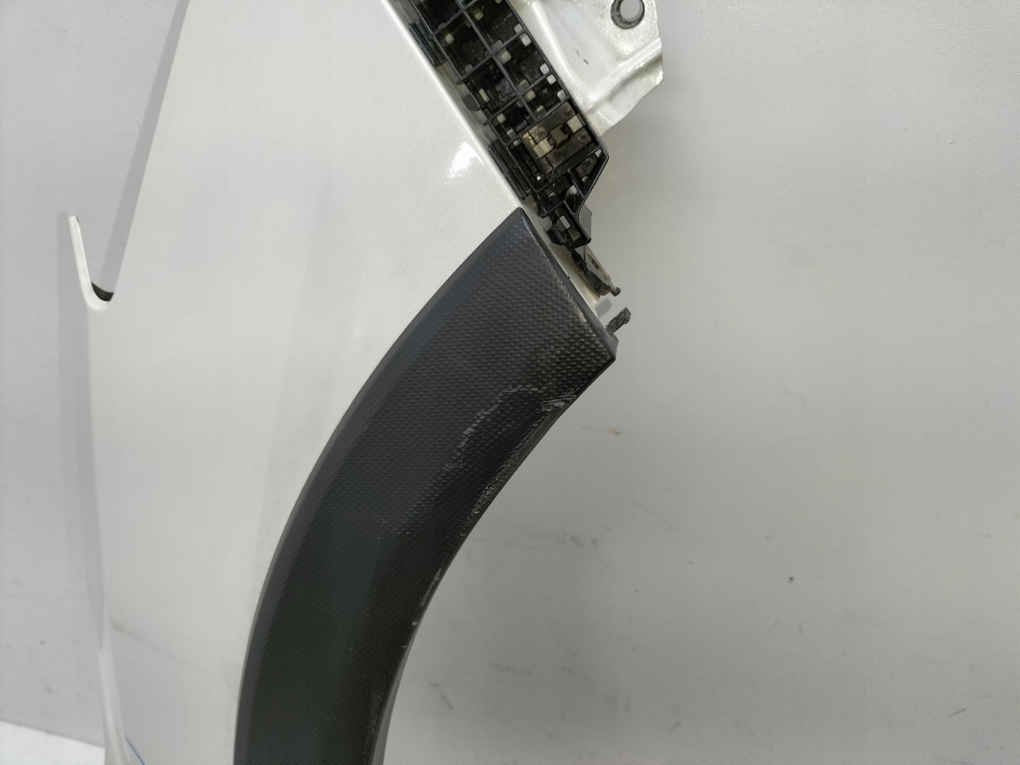 fender front front right SUBARU XV CROSSTREK 17