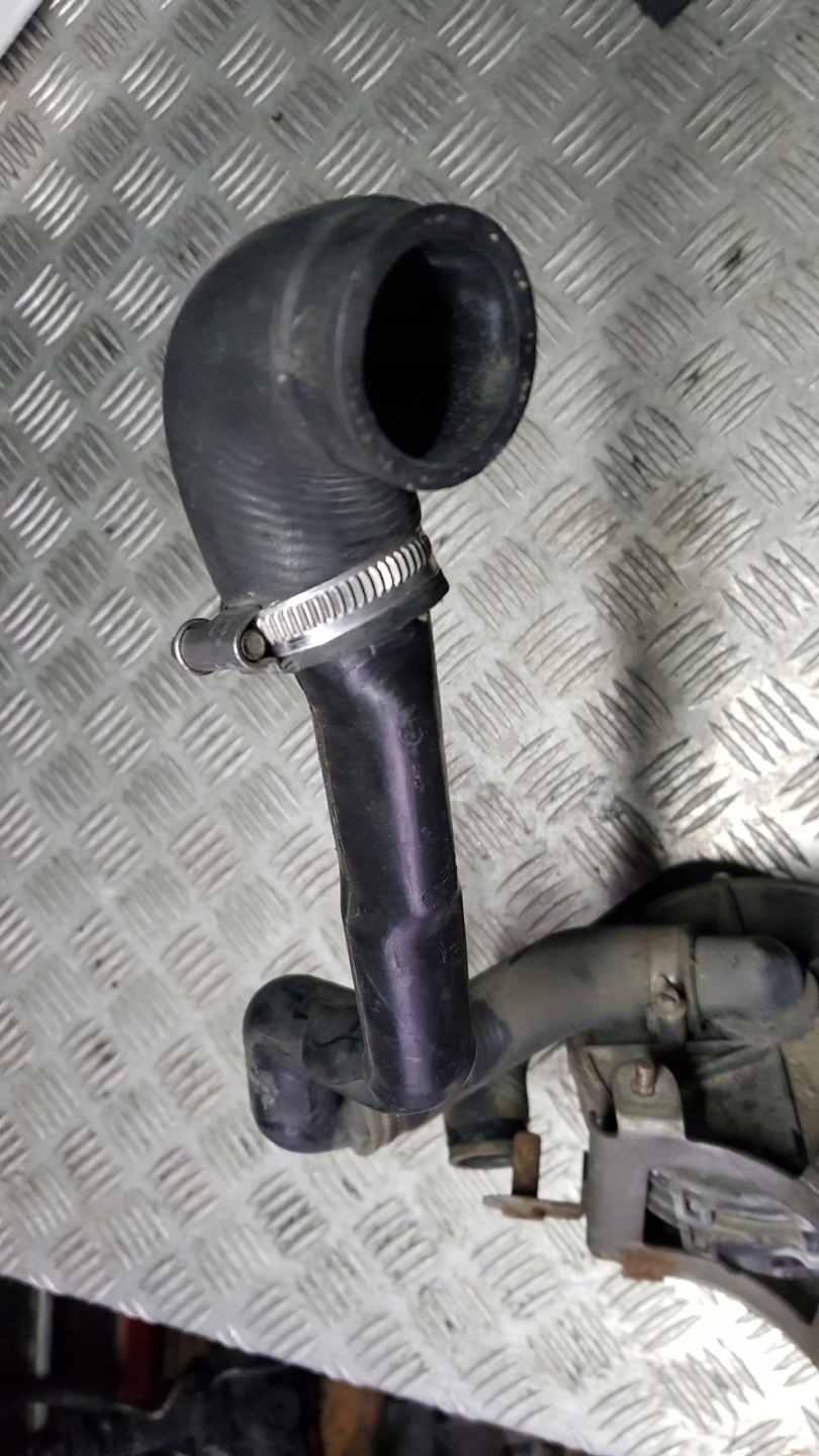 BMW E38 7 730 pipe wiring air 1742135