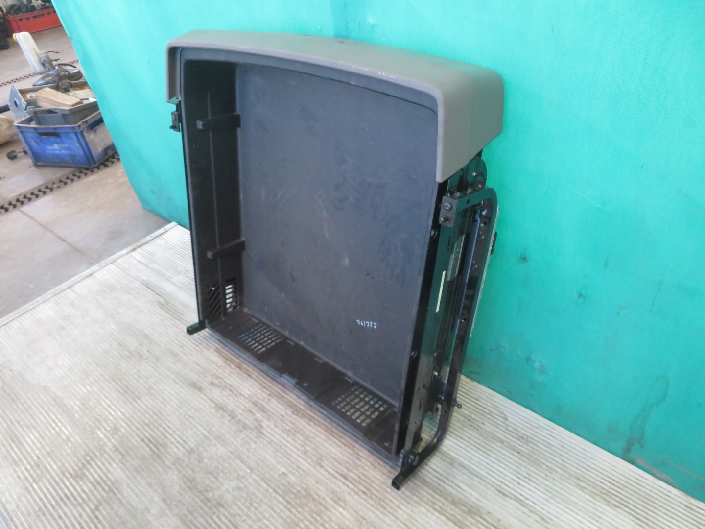 Handschuhfach SZUFLADA SCANIA G410 23R