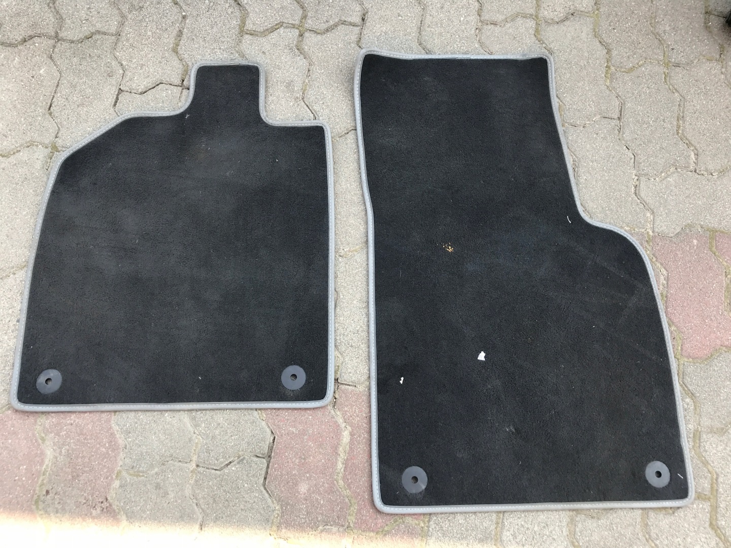 AUDI R8 5.2 plus mats WELUROWE ORYGINALNE