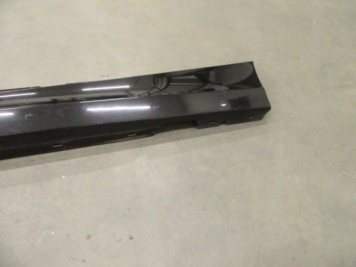 moulding threshold left BMW e81 e82 e87 e88 SCHWARZ II 2 668