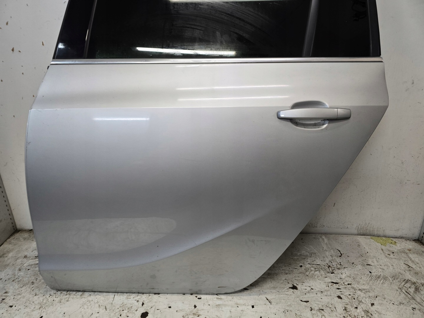 OPEL ZAFIRA C door left rear. left rear part Z176