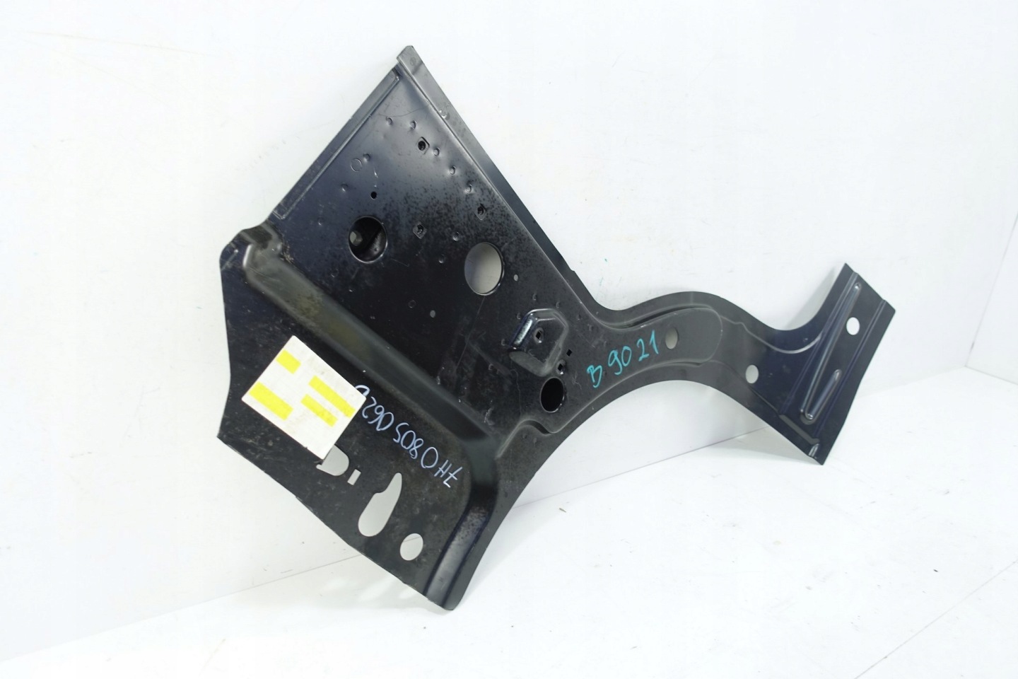 FARTUCH side right front VW T5 7H0805062B