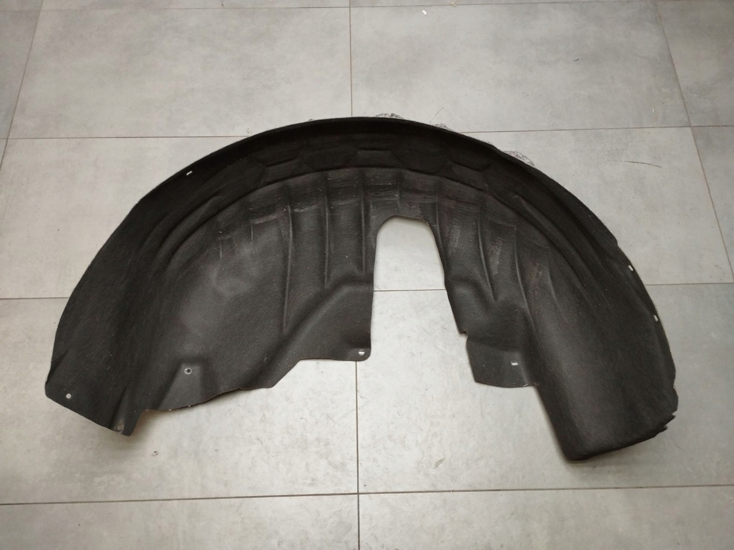 Audi Q3 F3 83A mudguard left rear part 83A810171B