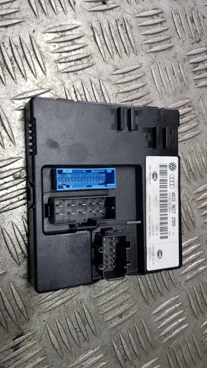 AUDI A8 D3 comfort control unit control unit 4E0907289
