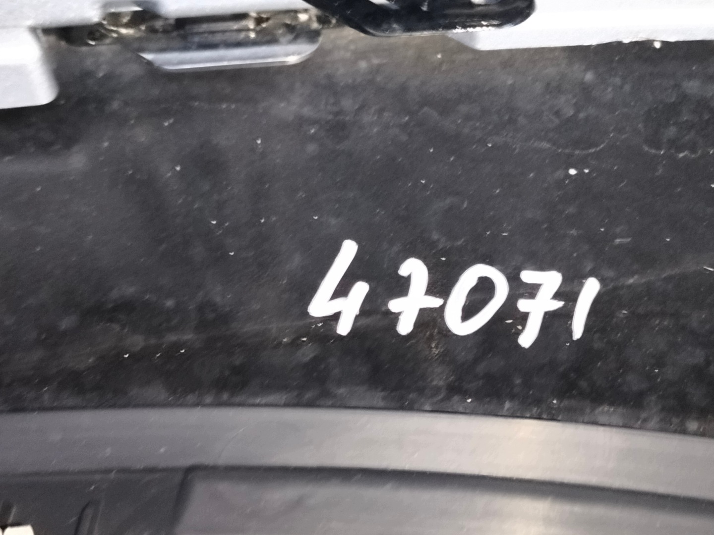 front bumper front MERCEDES GLB X244 II 26- AMG ELEKTRYK