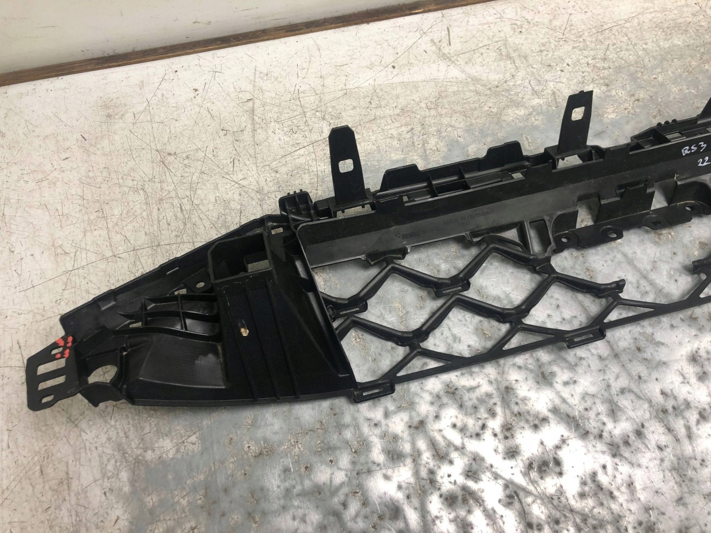 Console Support plaque GRILLA AUDI RS3 8Y LIFT 8Y0853949F