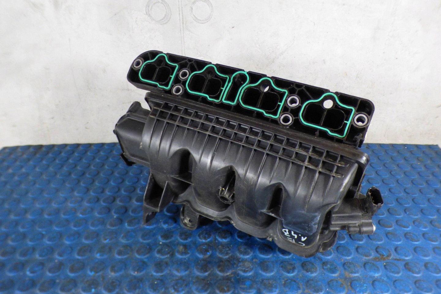 Opel Corsa E 1.4 B XER intake manifold 55590486 st.BDB