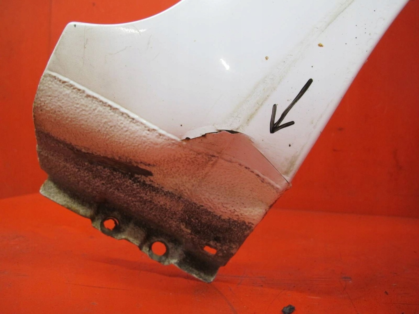 KIA CEED 1 and ED 06- fender right front front BIALY WD