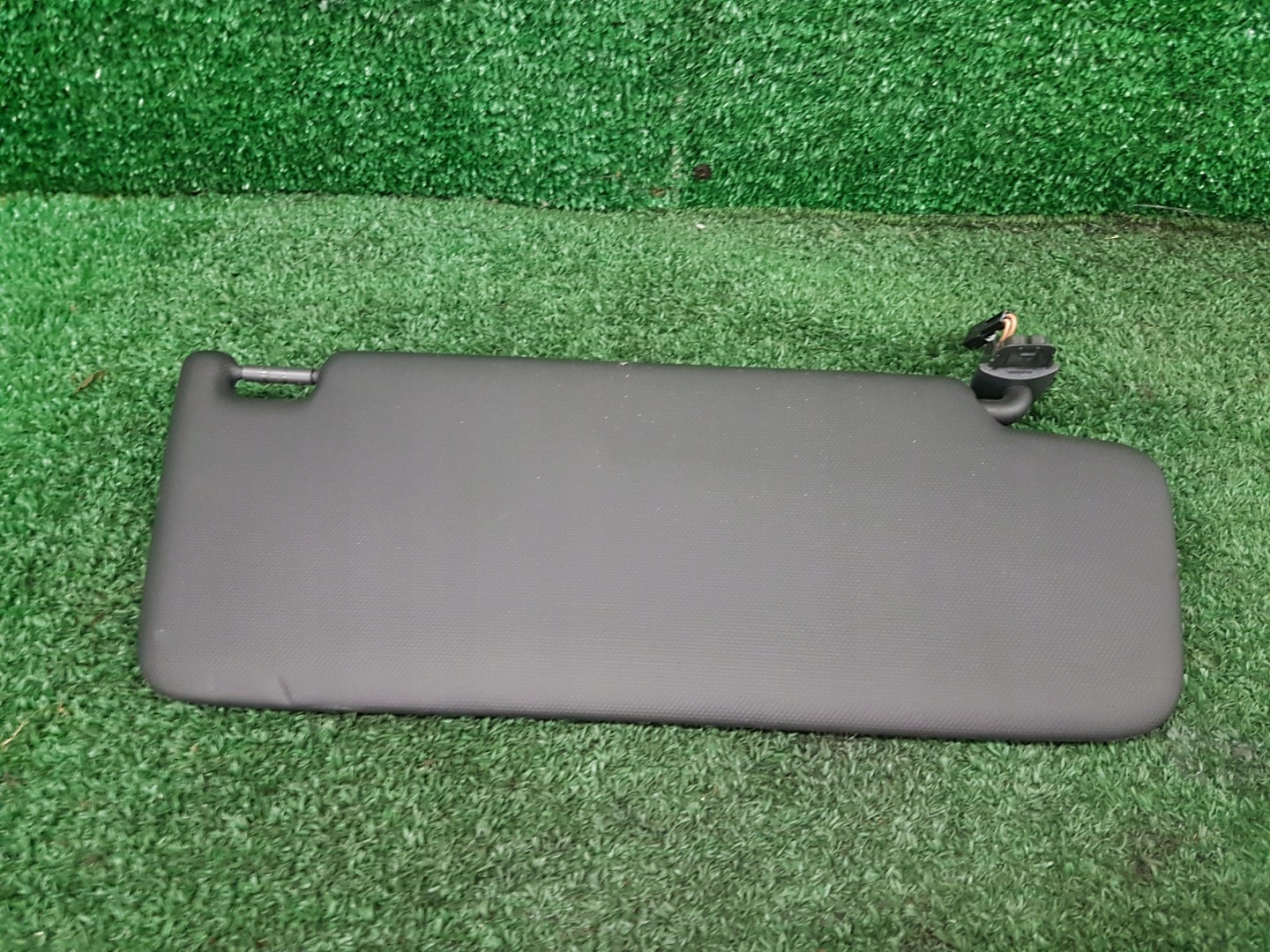 cover PRZECIWSLONECZNA left AUDI Q5 8V5857551P