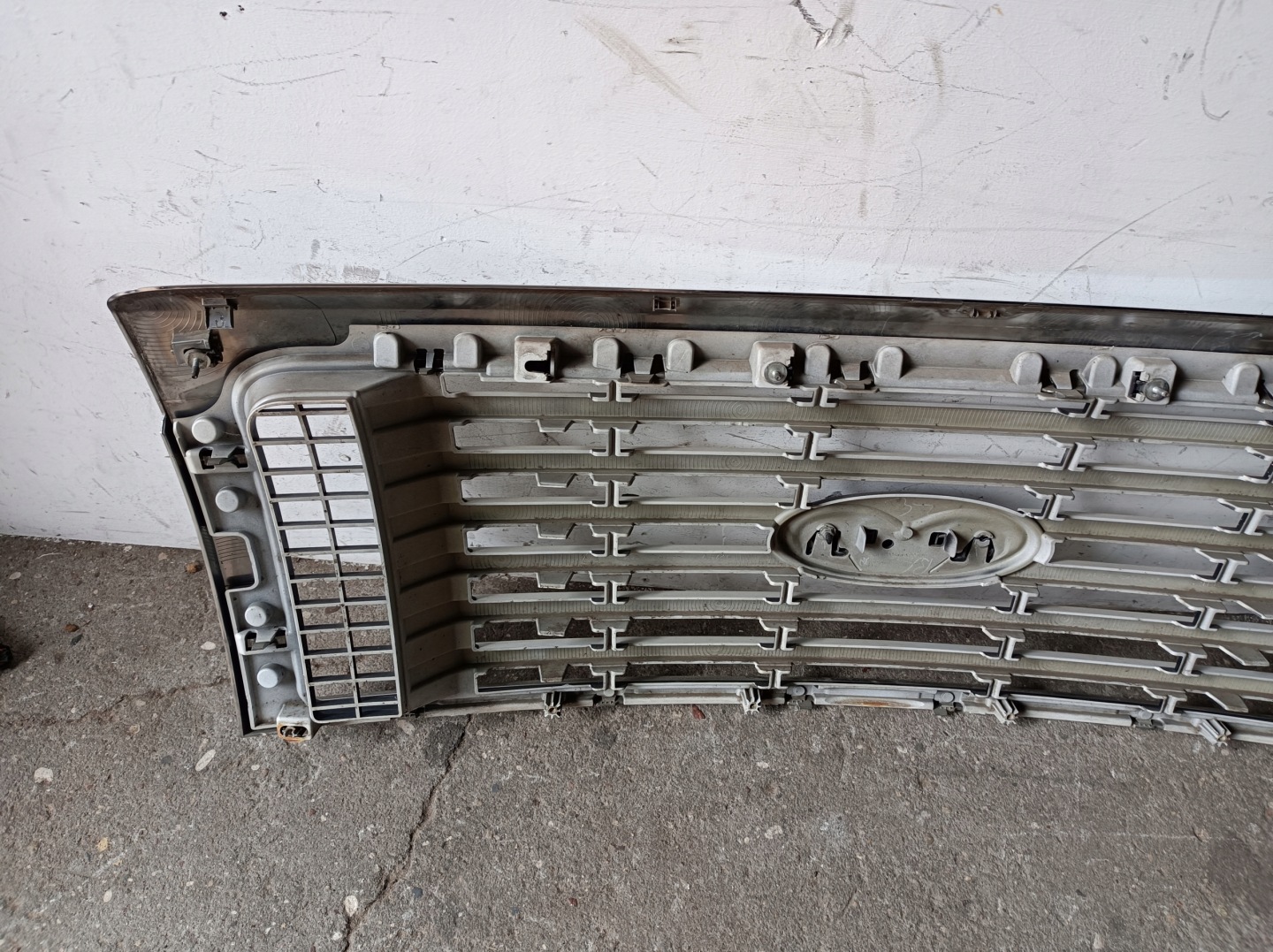 Grill Grill FORD F-150 09-14