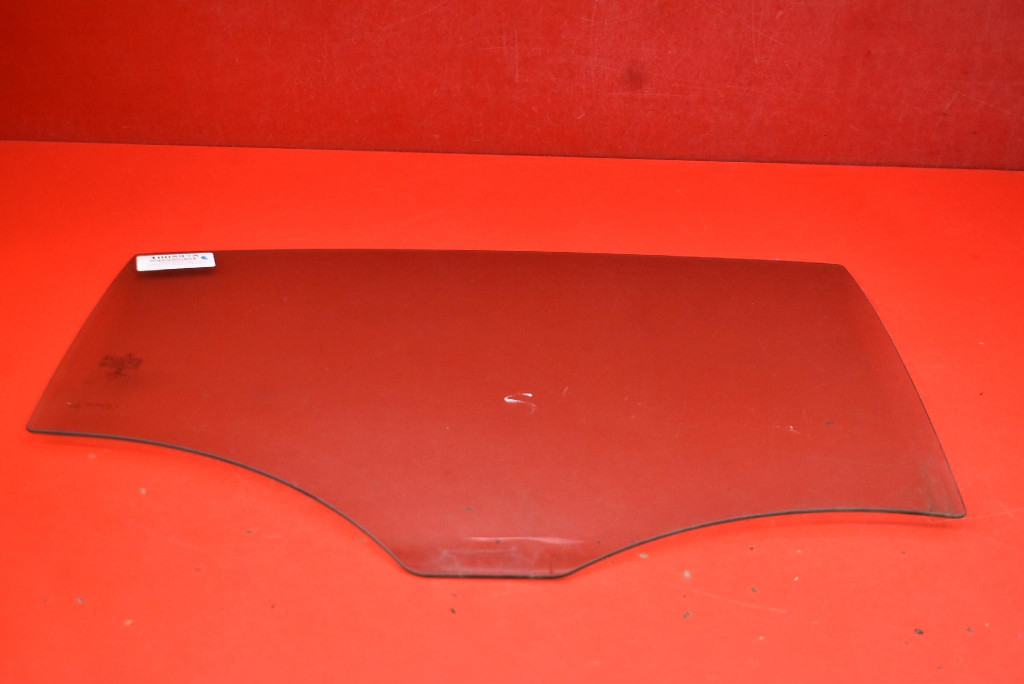window side right rear part rear MERCEDES A-KLASA W176 12-18