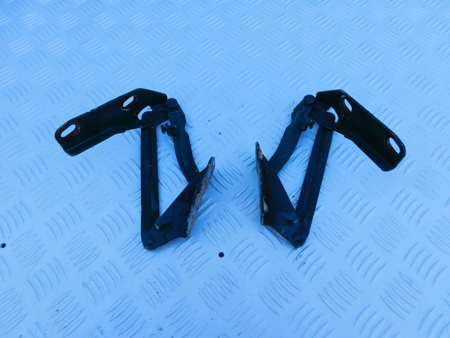 Sprinter 906 VW Crafter hinge - bonnet hinges KOMPLET 2 szt green