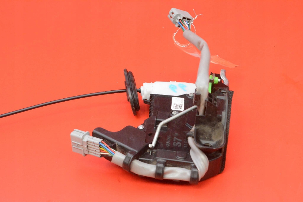 lock door right front front EU 81320CV110 KIA EV6 21