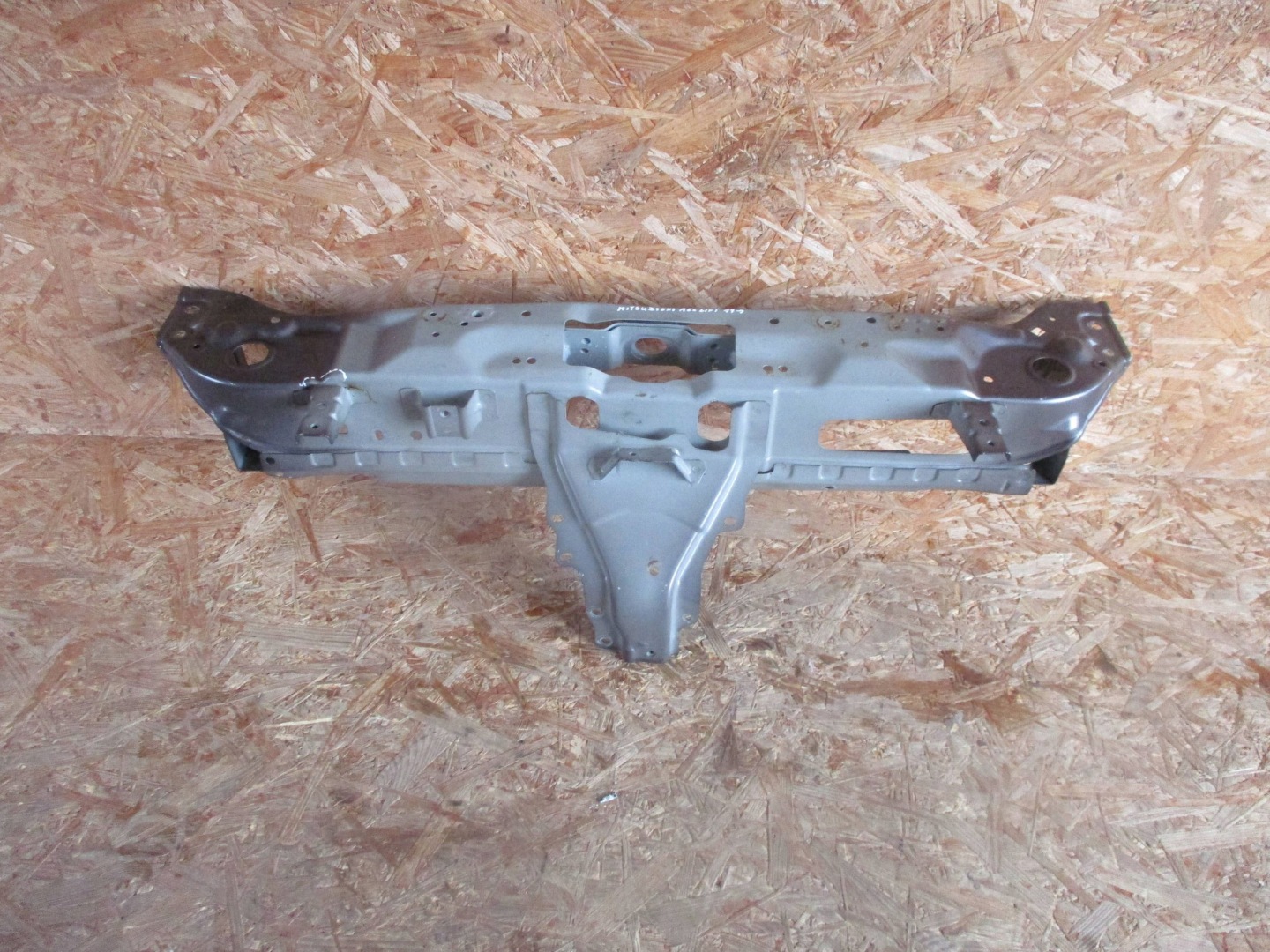 support panel for radiators upper MITSUBISHI ASX and 10-19