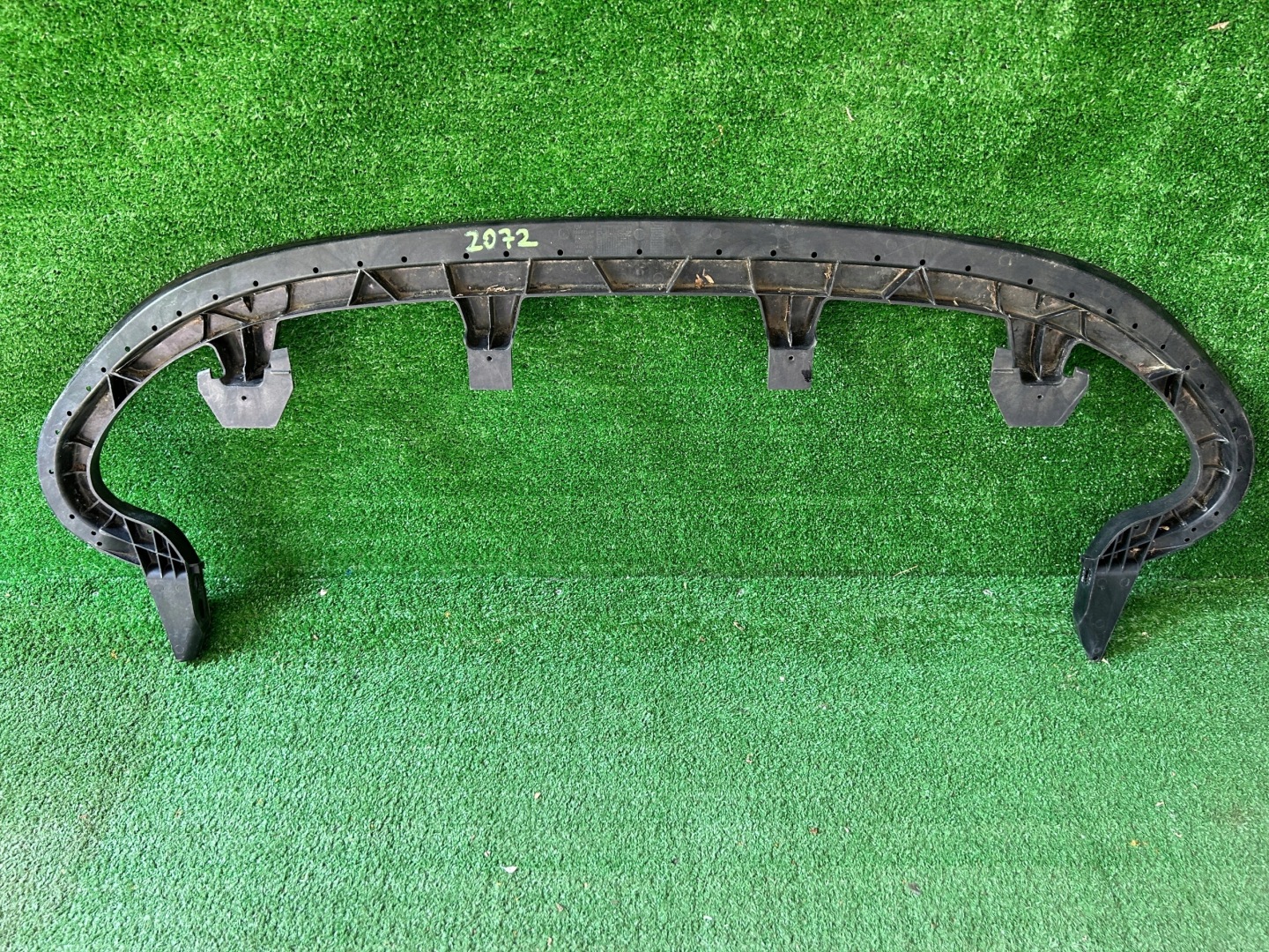 Opel Corsa E sider lower pillar of a bumper 39014308