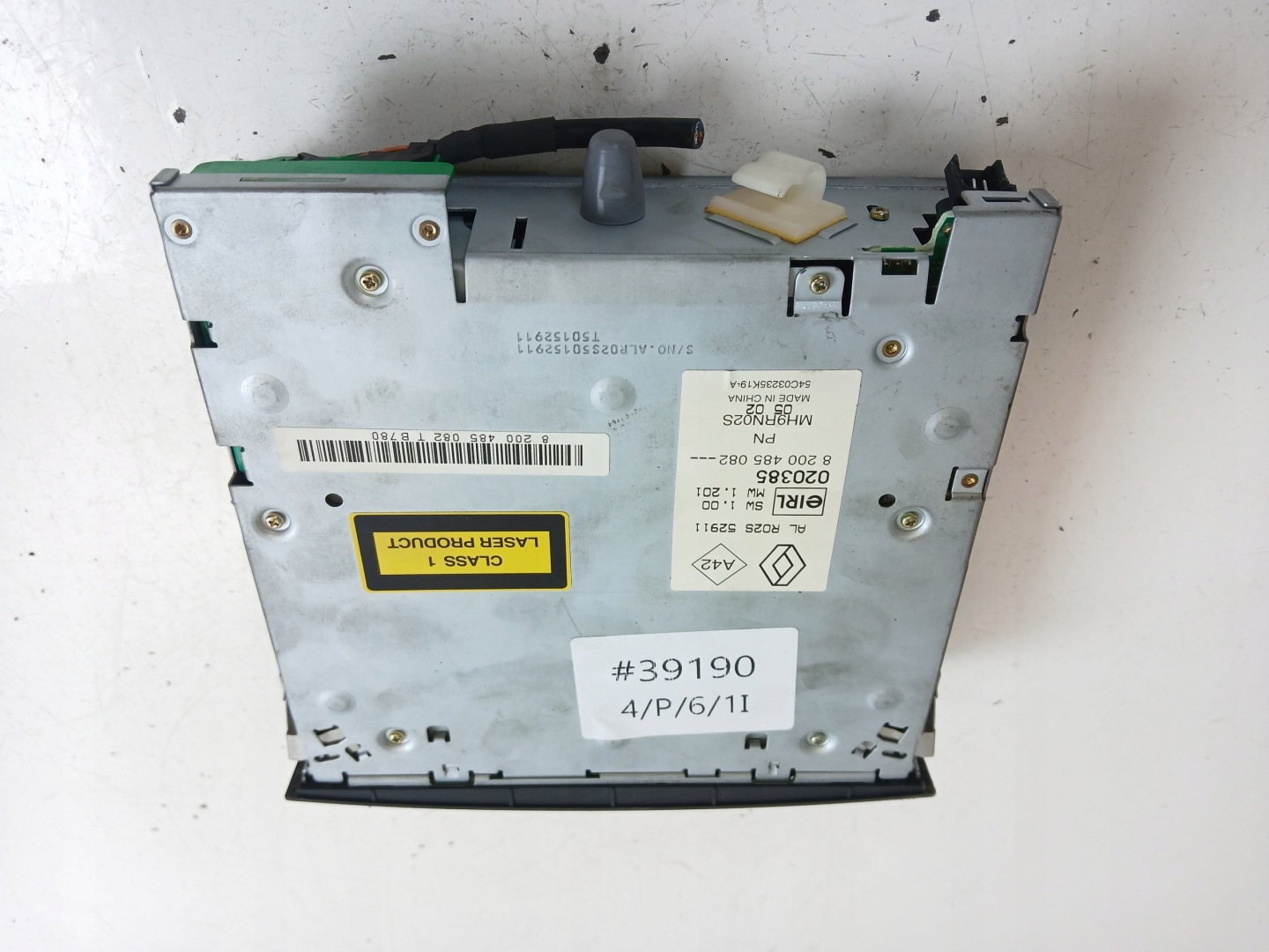 RENAULT MEGANE II changer PLYT CD 8200485082