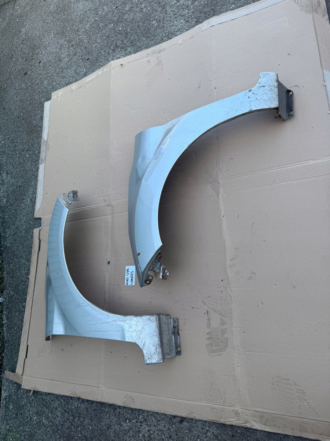 FORD FIESTA MK7 08- fender front left colour grey