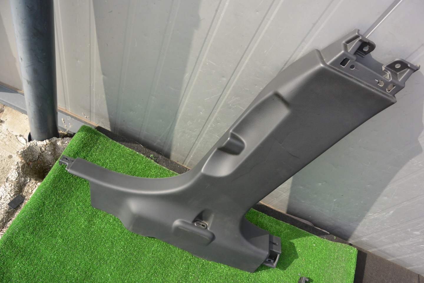 Blende Abdeckung SLUPKA mitte MASERATI QUATTROPORTE VI