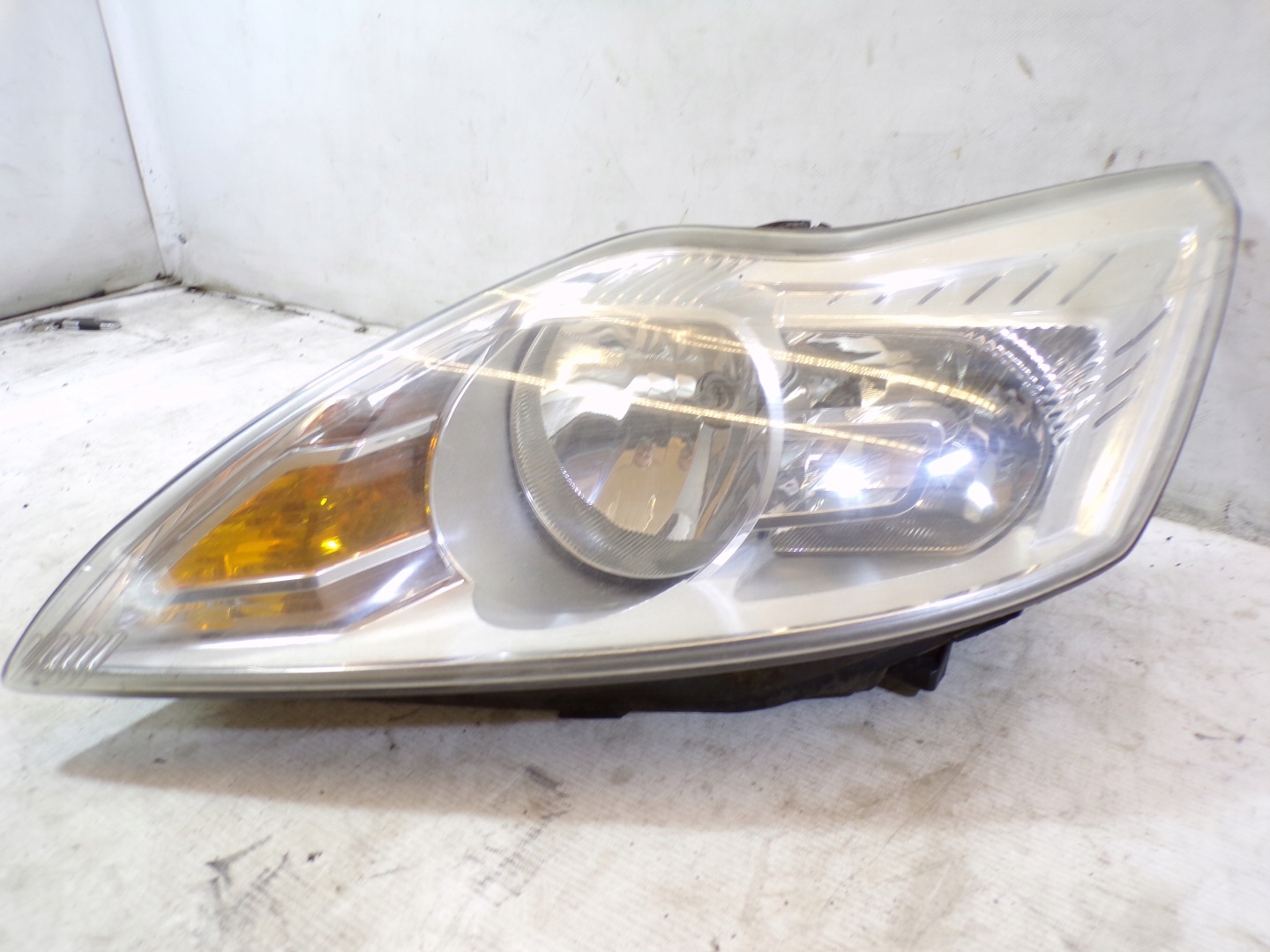 light front front left FORD FOCUS 2 II LIFT (5)