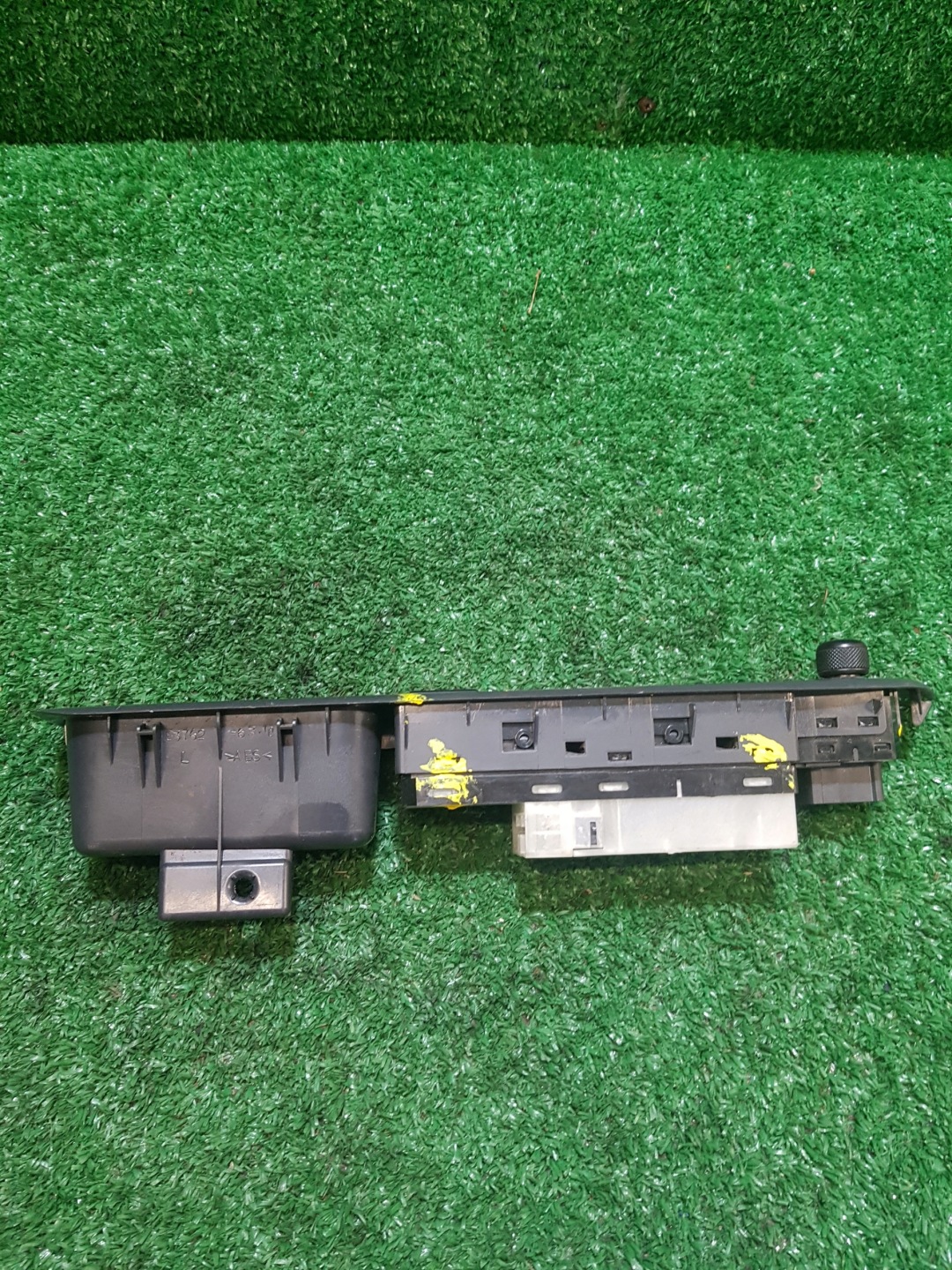 control panel of the window driver´s SUZUKI SWIFT 3 MK6 83762-63J0
