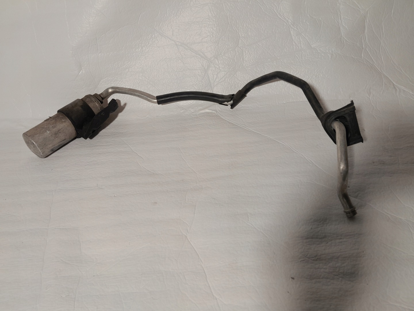 AUDI A4 B5 prijenos cijevčica klimatizacije 8D0260753A