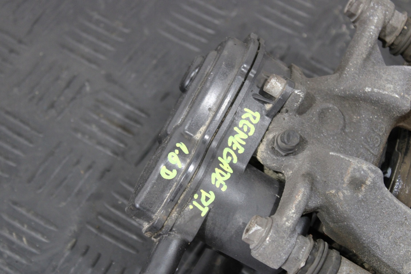 caliper brake right rear part rear JEEP RENEGADE 1,6 MJ