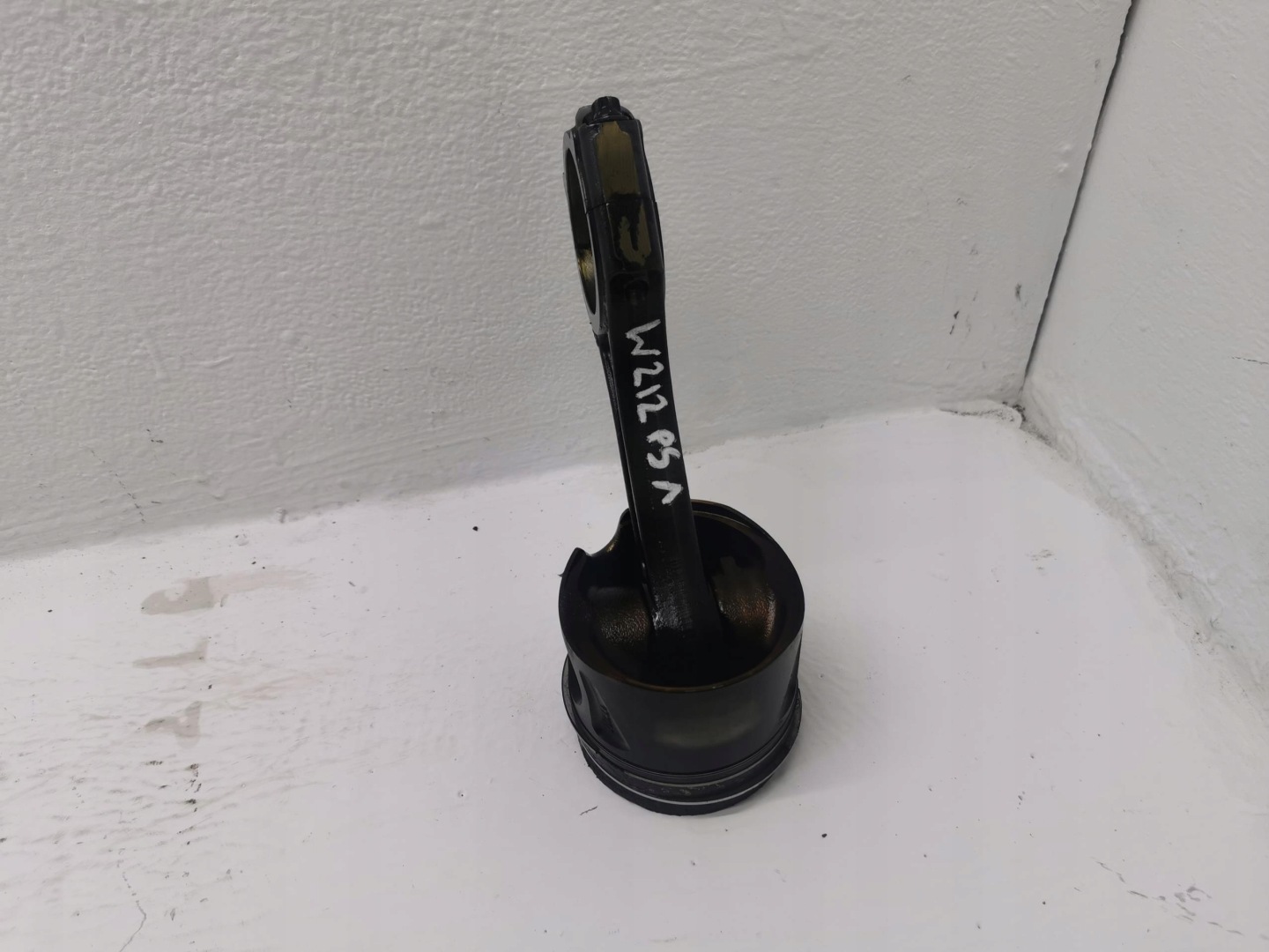 piston connecting rod MERCEDES E-KLASA W212 2.2 CDI 651900