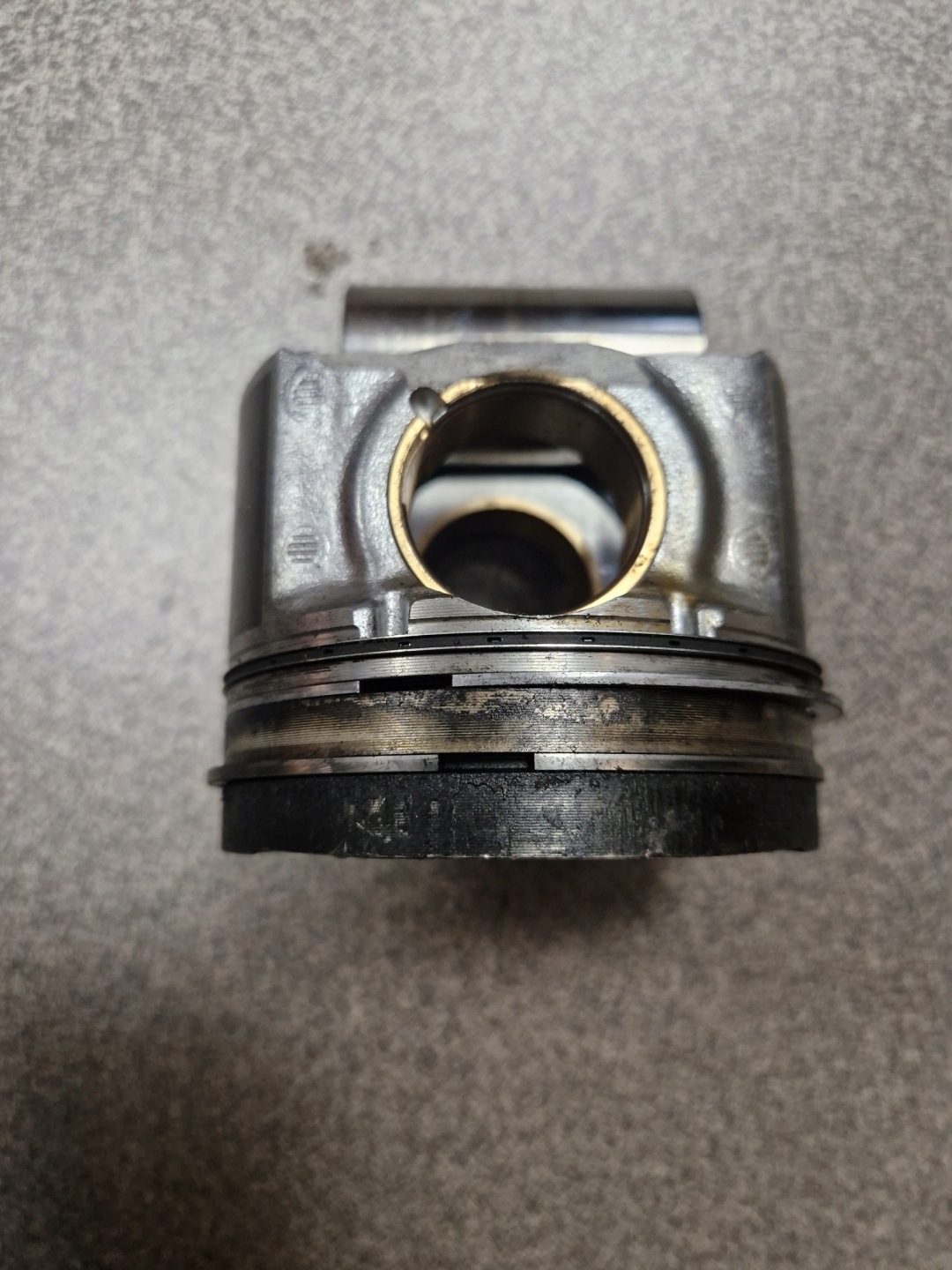 pistone pistoni FORESTER III 08-13R 2,0D EE20