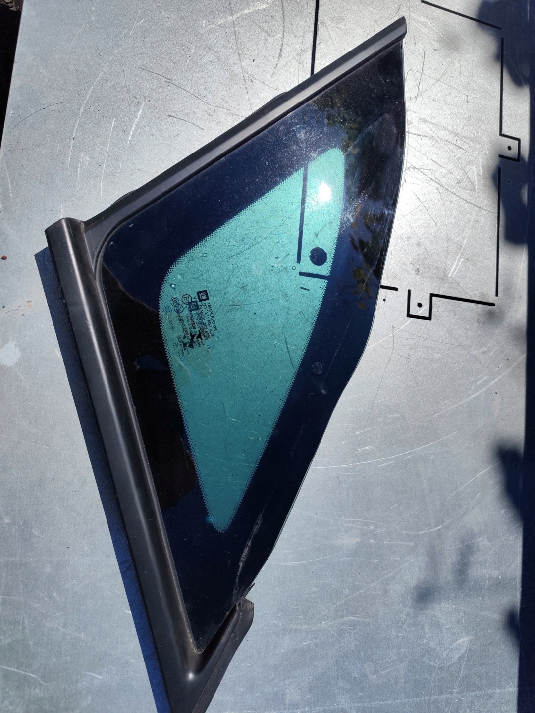 OPEL CROSSLAND window bodywork rear part left