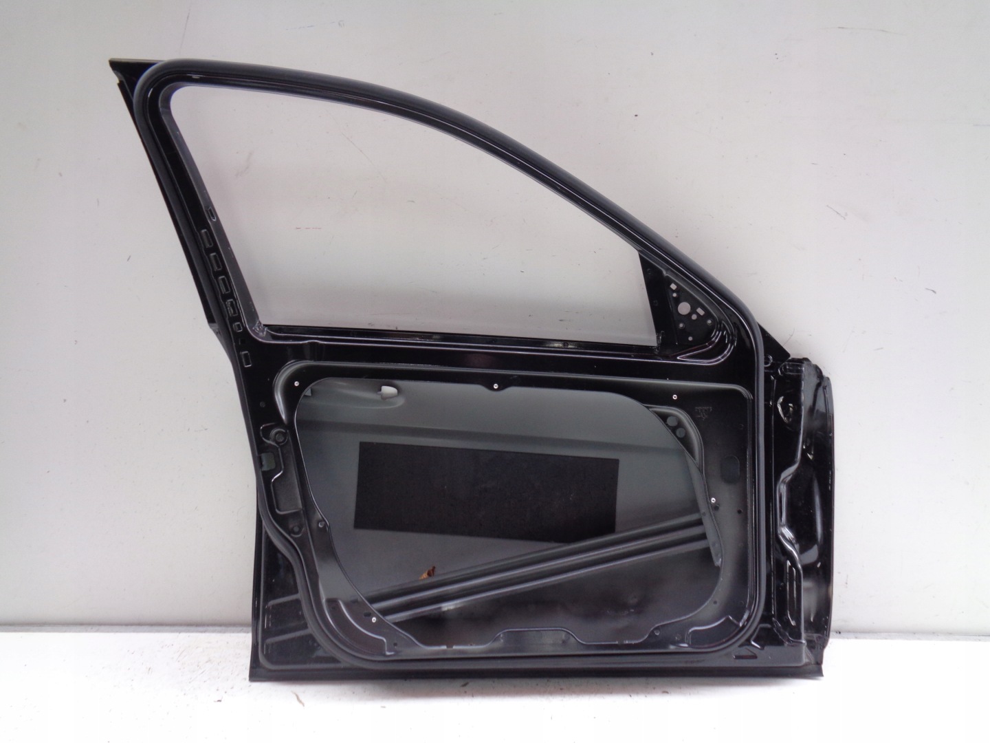 door left front MERCEDES C-KLASA W204 07- NR 38725