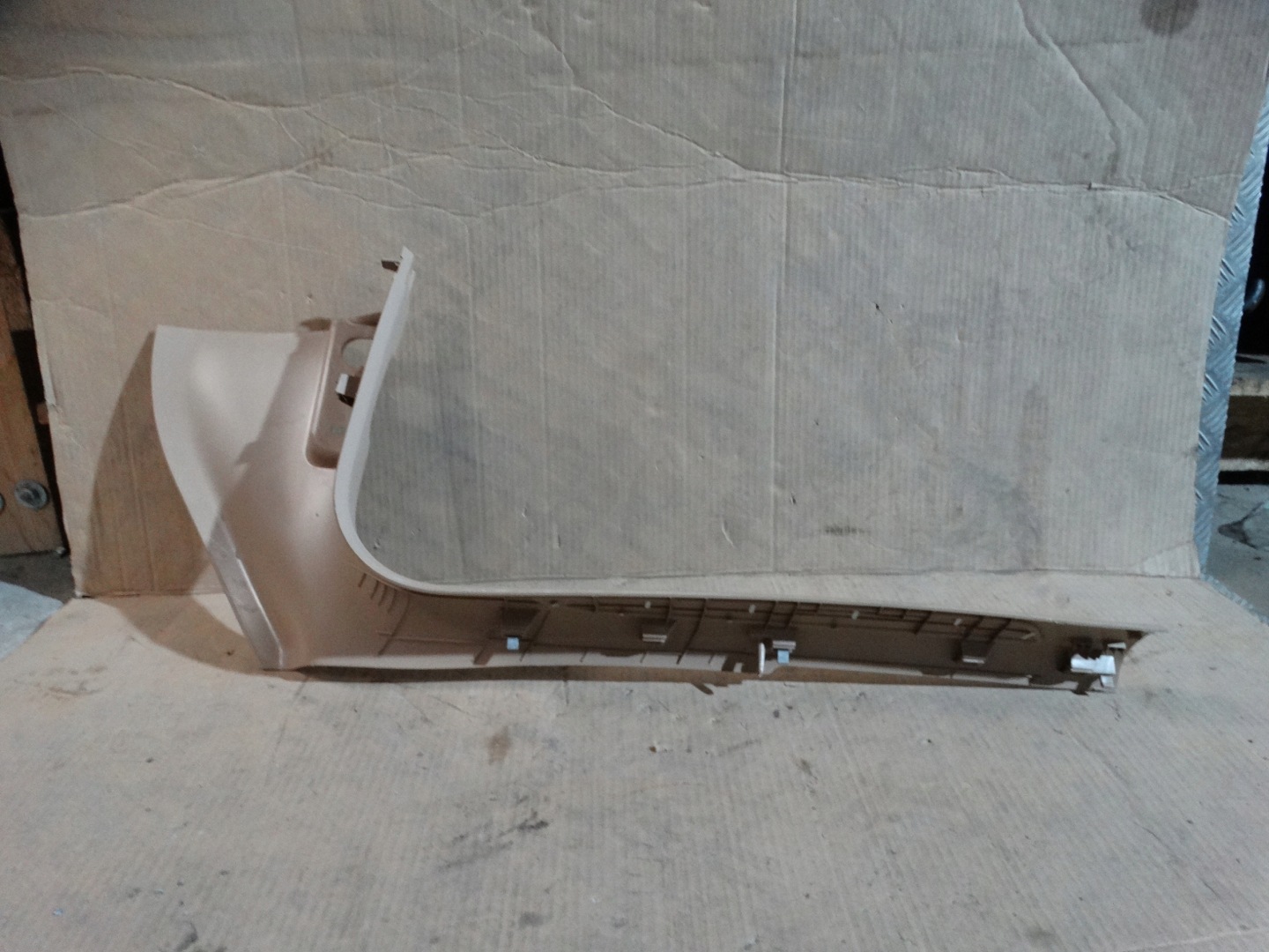 moulding cap of the threshold left PORSCHE MACAN S 1