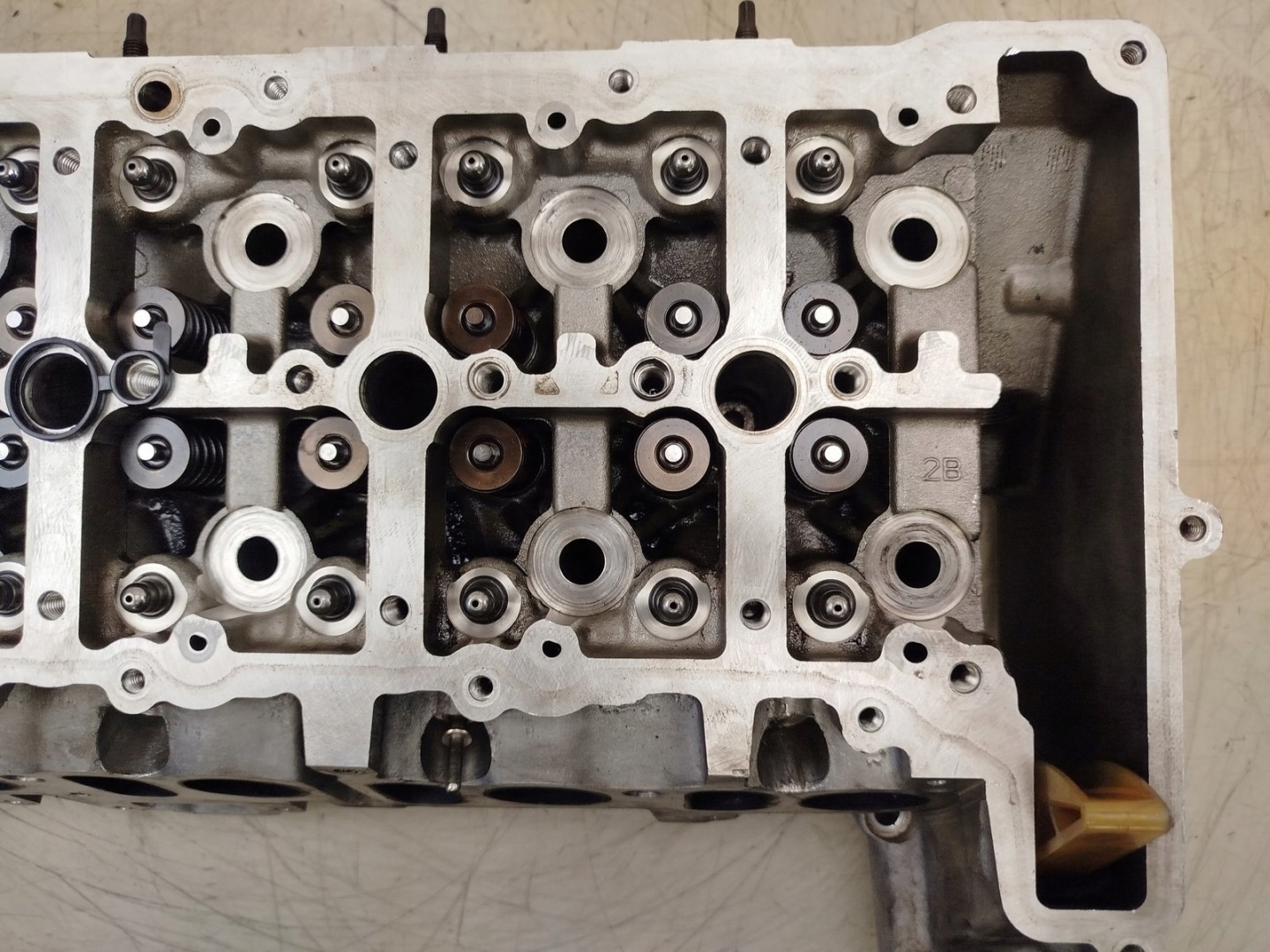 TESTATA Motore BMW 781260803 778110501 1.6d