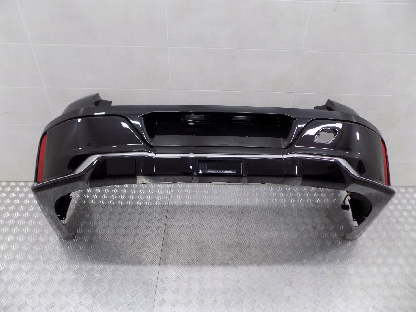 BMW 7 G70 bumper rear rear part 6PDC 475 m-packet
