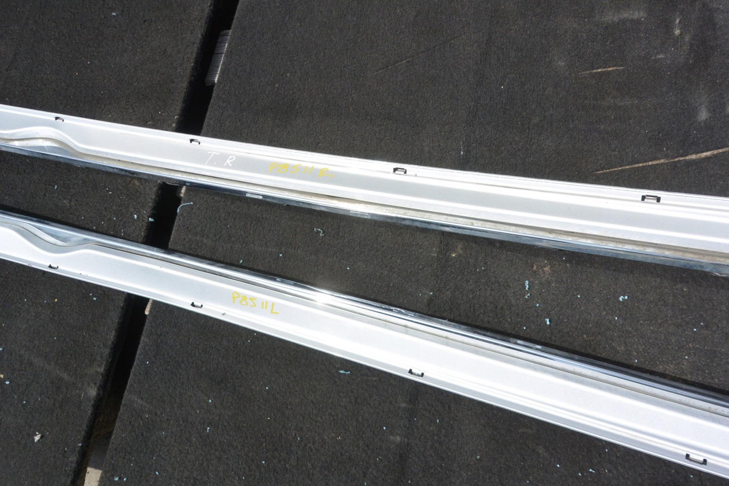 moulding threshold left right TESLA MODEL S 12-16
