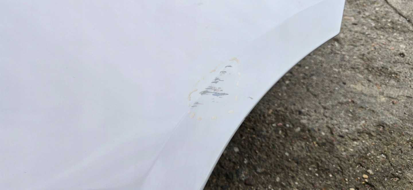 Porsche Macan (95B) rear part side left door rear.