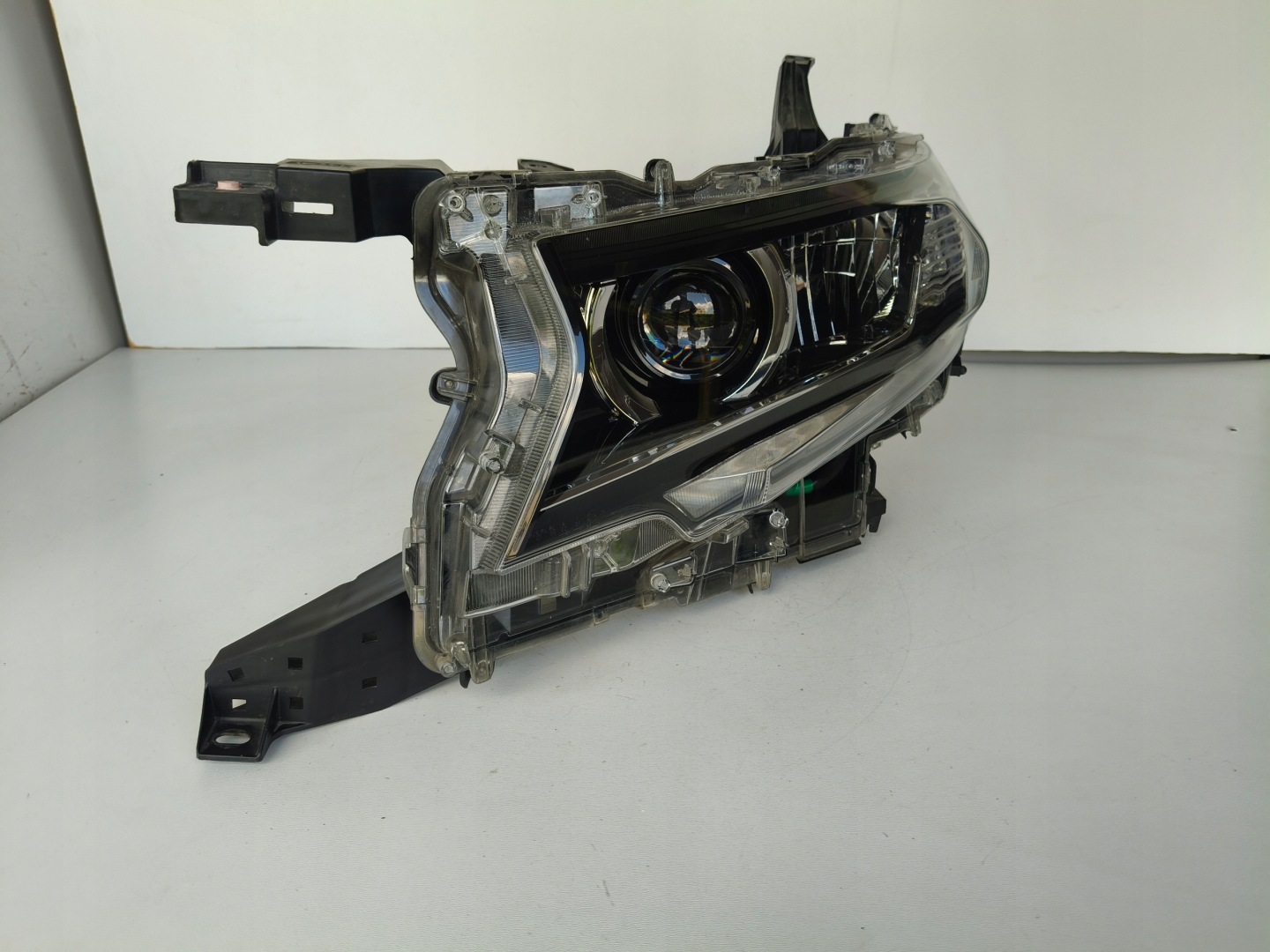 light left REFLEKTOR TOYOTA LAND CRUISER 150 17- LIFT FULL LED