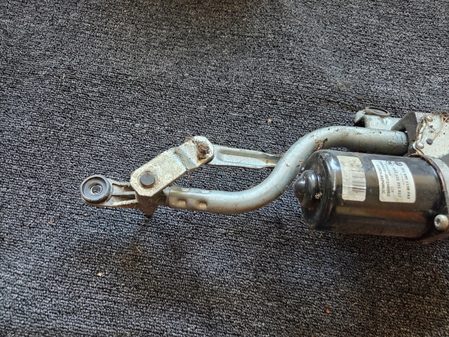 wiper mechanism front Z SILNICZKIEM VW T5 7E1955113B 7E1955023A