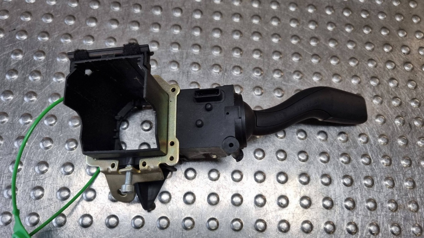 lenkstockhebel schalter blinkleuchten 4E0953513A AUDI A4 B7 A6 C6 A8 D3 Q7 4L