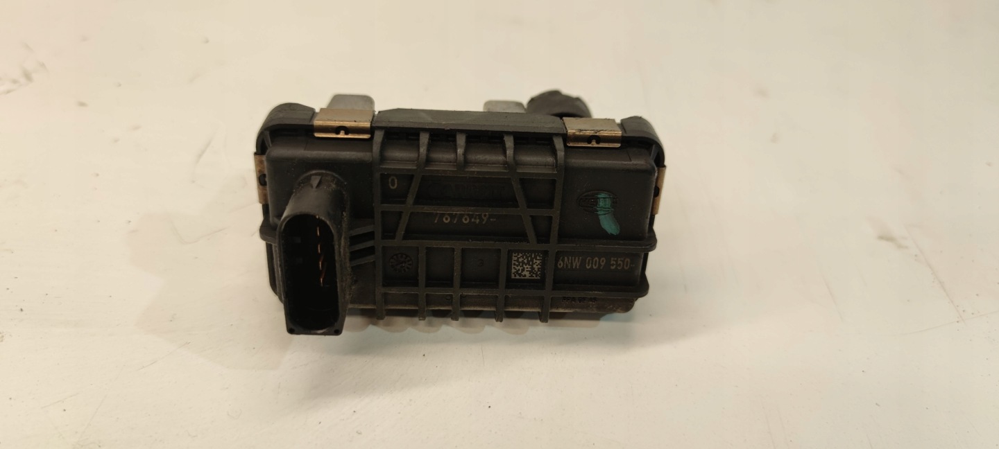 Régulateur Turbines AUDI A4 A5 A6 TDI 6NW009550 G-21