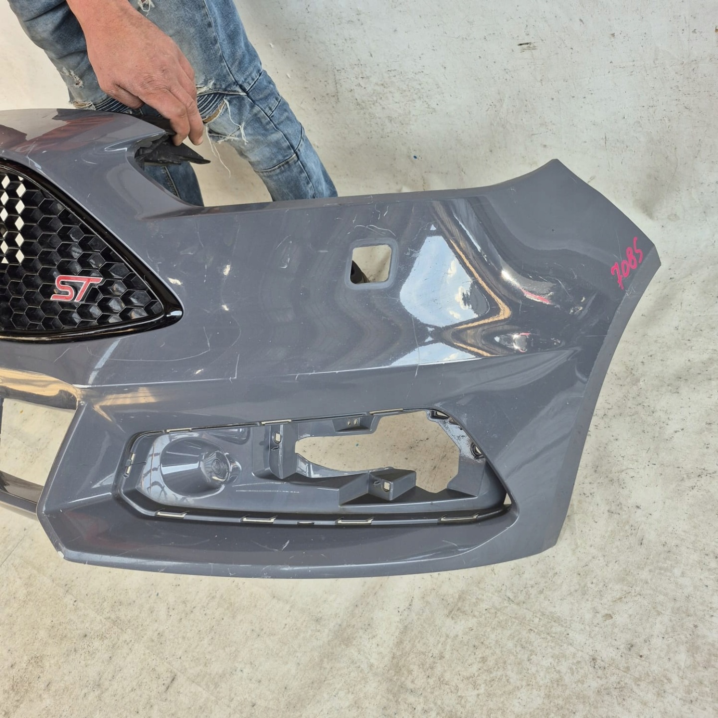 FORD FOCUS III 3 MK3 ST LIFT 14-18 bumper front front washer